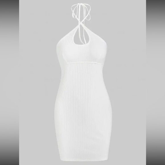 Zaful Dresses & Skirts - Ribbed Halter Keyhole Slinky Dress